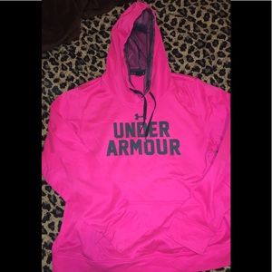 Women’s under armour sweatshirt